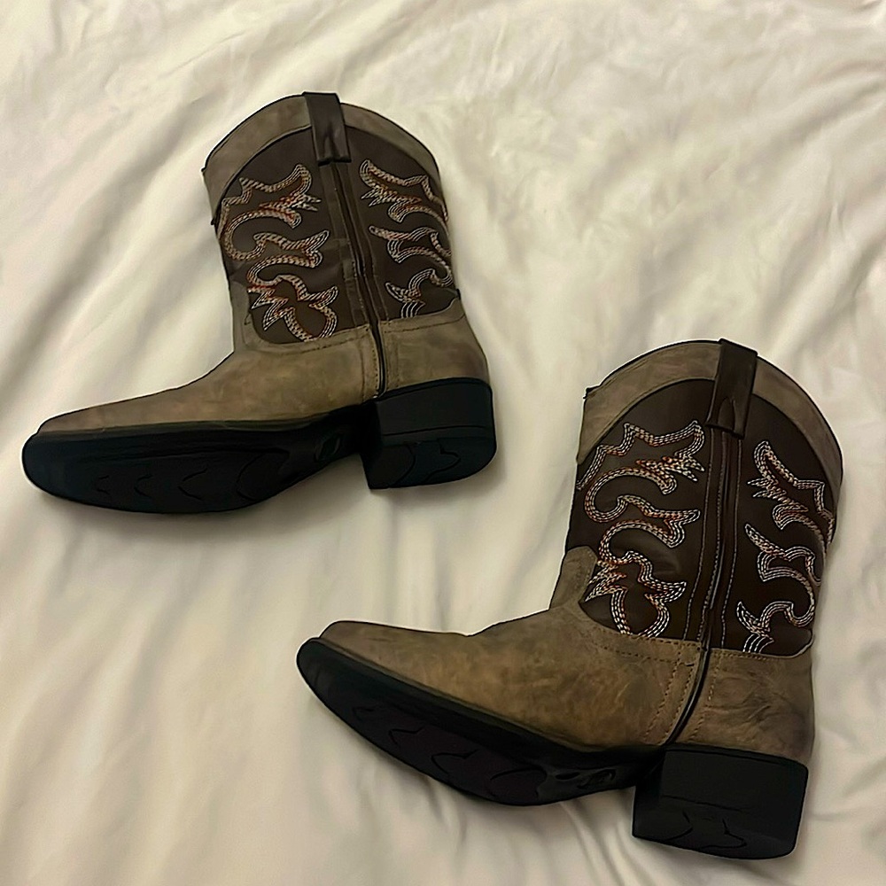 Rodeo ropers cowboy boots